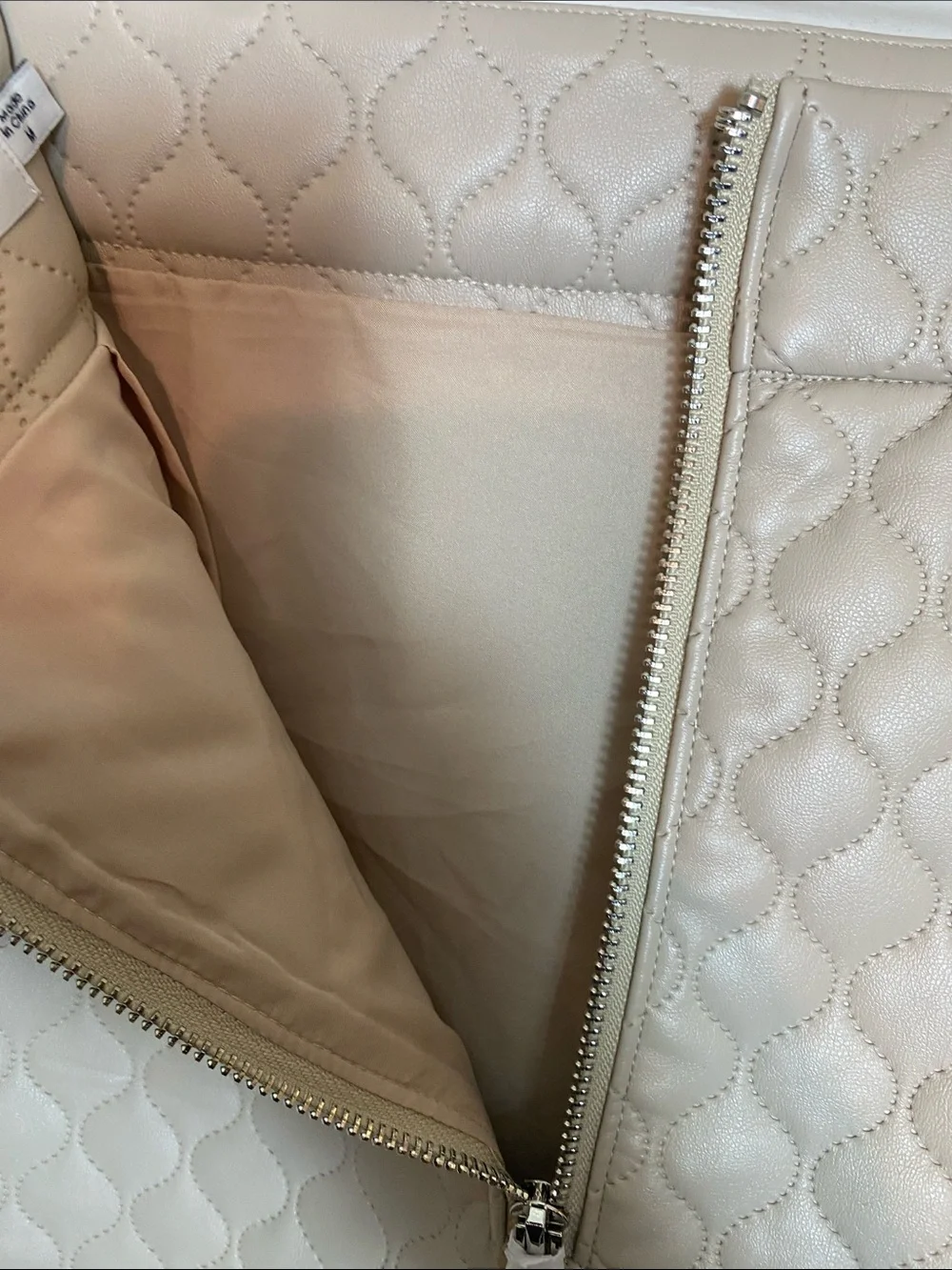 Greylin Quilted Mini Skirt in Light Taupe Size Medium